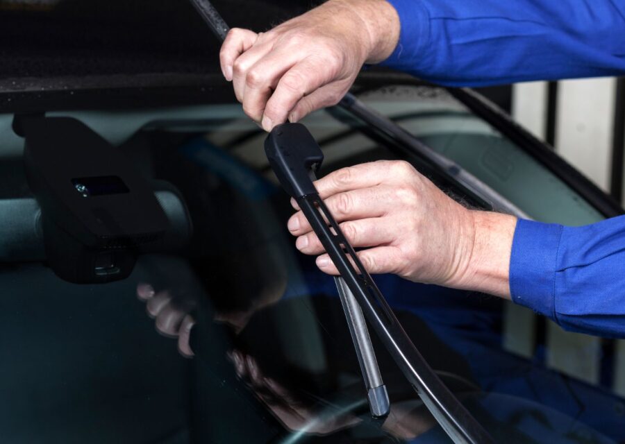 Cara Memasang Wiper Mobil