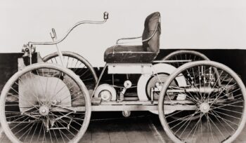 Sejarah Mobil Pertama