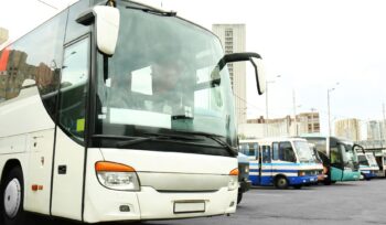 Tips Mudik Naik Mobil Umum