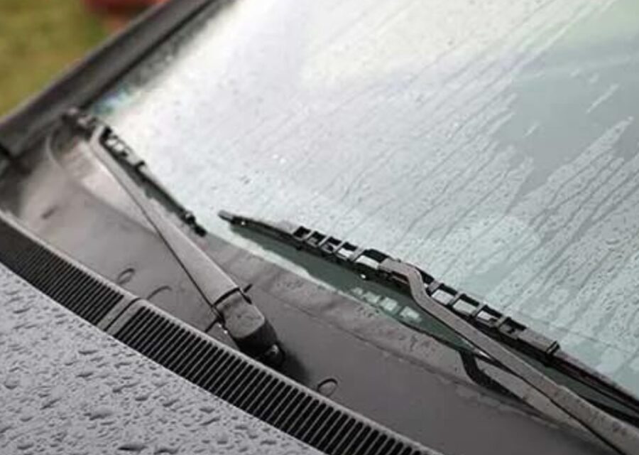 Wiper Mobil Tidak Bergerak?