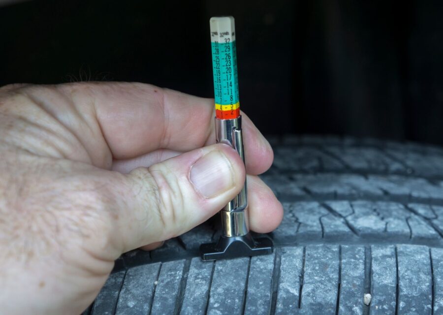 tread wear indicators