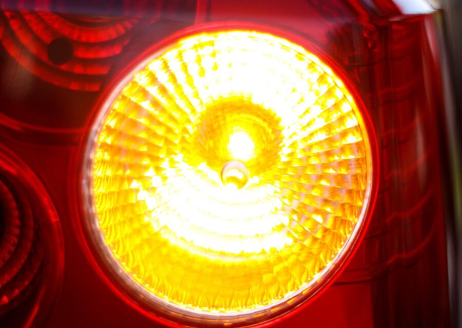 lampu sein mobil
