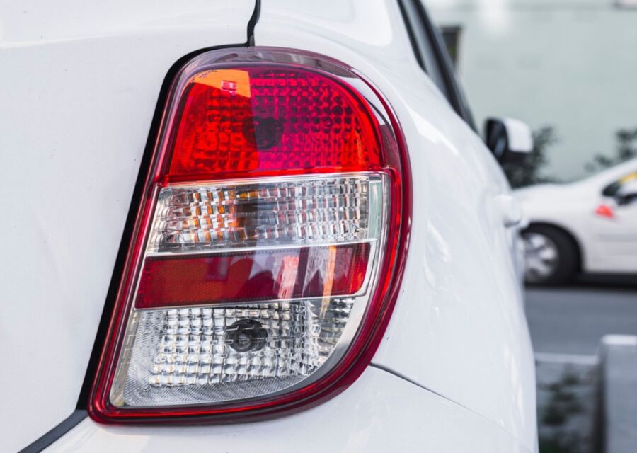 lampu sein mobil mati sebelah