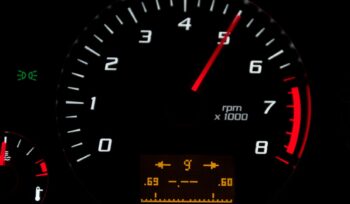 rpm mobil tinggi